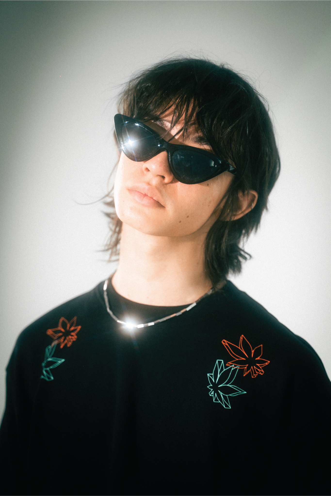 เสื้อยืด UIP สีดำ | Stoned Shine : UIP Tee Black