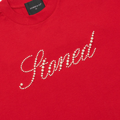 มุกเล่นหาง | Blessed26 : Cursive Pearl Logo Tee Red