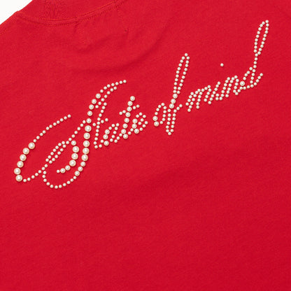 มุกเล่นหาง | Blessed26 : Cursive Pearl Logo Tee Red