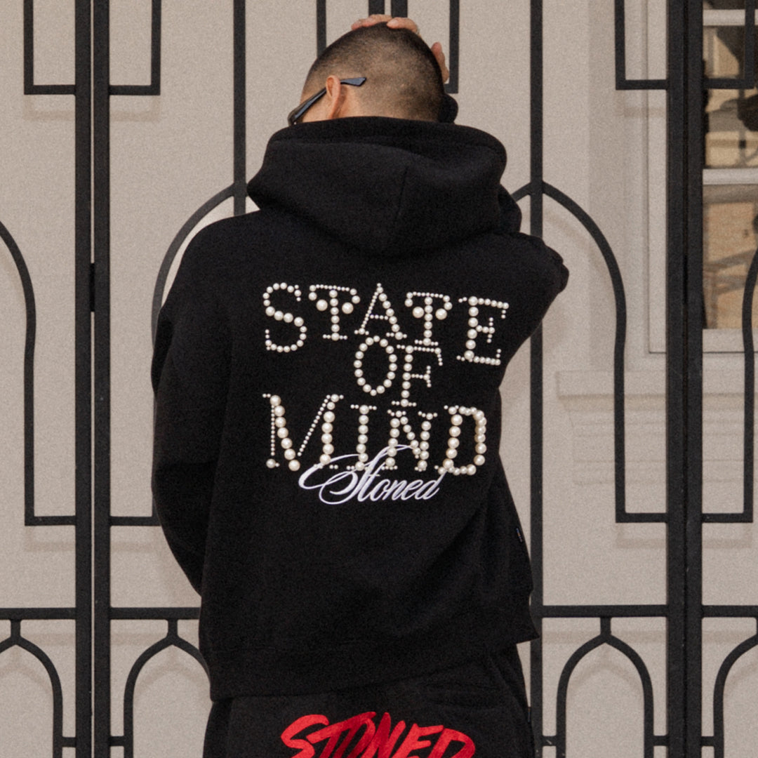 เสื้อฮู้ดสภาวะจิตใจ | Blessed26 : State Of Mind Hoodie Black
