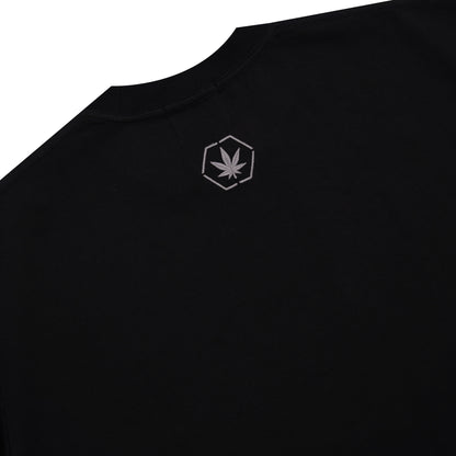 เสื้อยืด Conspiracy ประดับ Rhinestone สีดำ | ATC : Conspiracy Rhinestone Tee Black