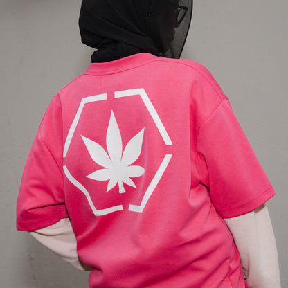 เสื้อยืดลายหกเหลี่ยมเจเนติก สีชมพูสะท้อนแสง | Colours : Genetic Hexagon Tee Neon Pink