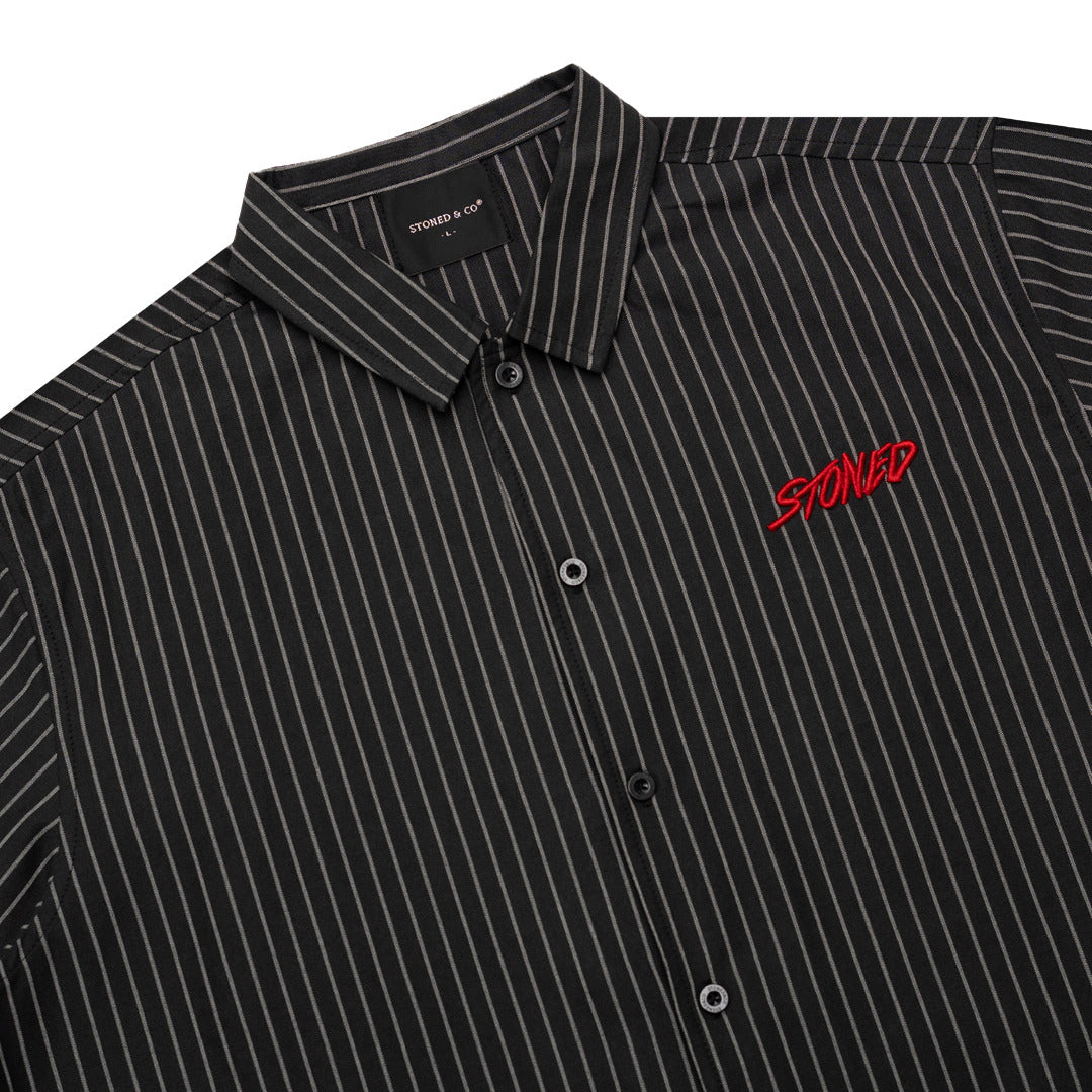 เสื้อเชิ้ตลายทาง สีดำ | Dark Horse : Stripe Shirt S/S Black