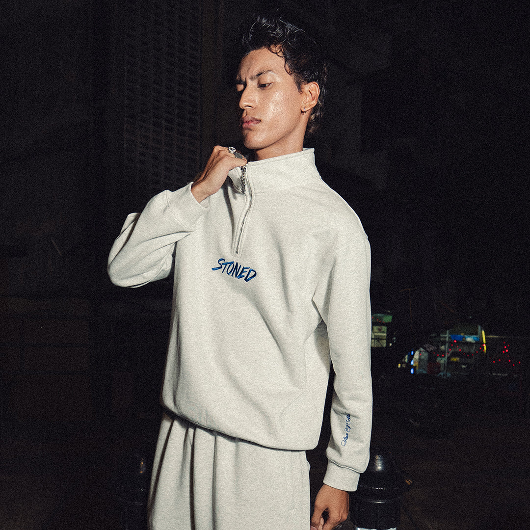 เสื้อสเวตเชิ้ต Half Zipper สีเทา | ATC : Half Zipper Sweatshirt Grey