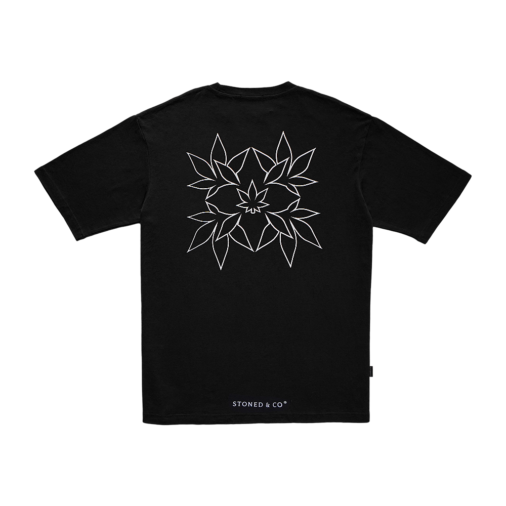เสื้อยืดลายดอกบัว UIP สีดำ | Stoned Dream : UIP Lotus Tee Black